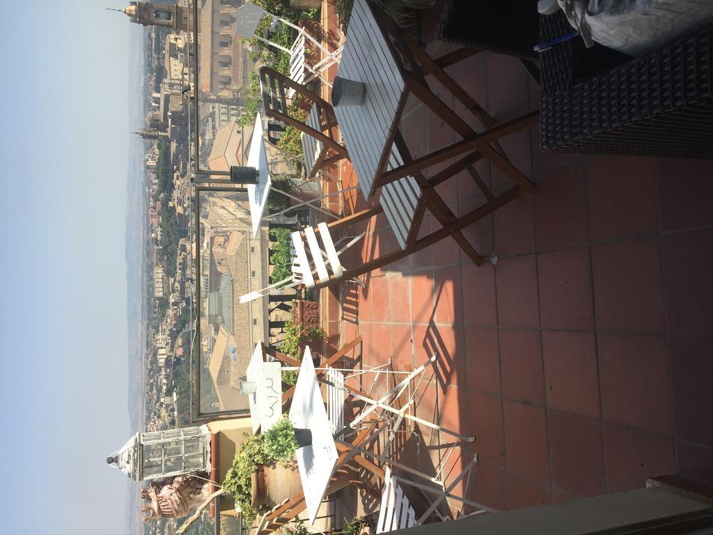 Casa Tipica Siciliana Patronale Home Bedandbreakfast Tremetrisoprailcielo Camere Con Vista, Colazione Interna In Terrazzo Panoramico Caltagirone Zewnętrze zdjęcie